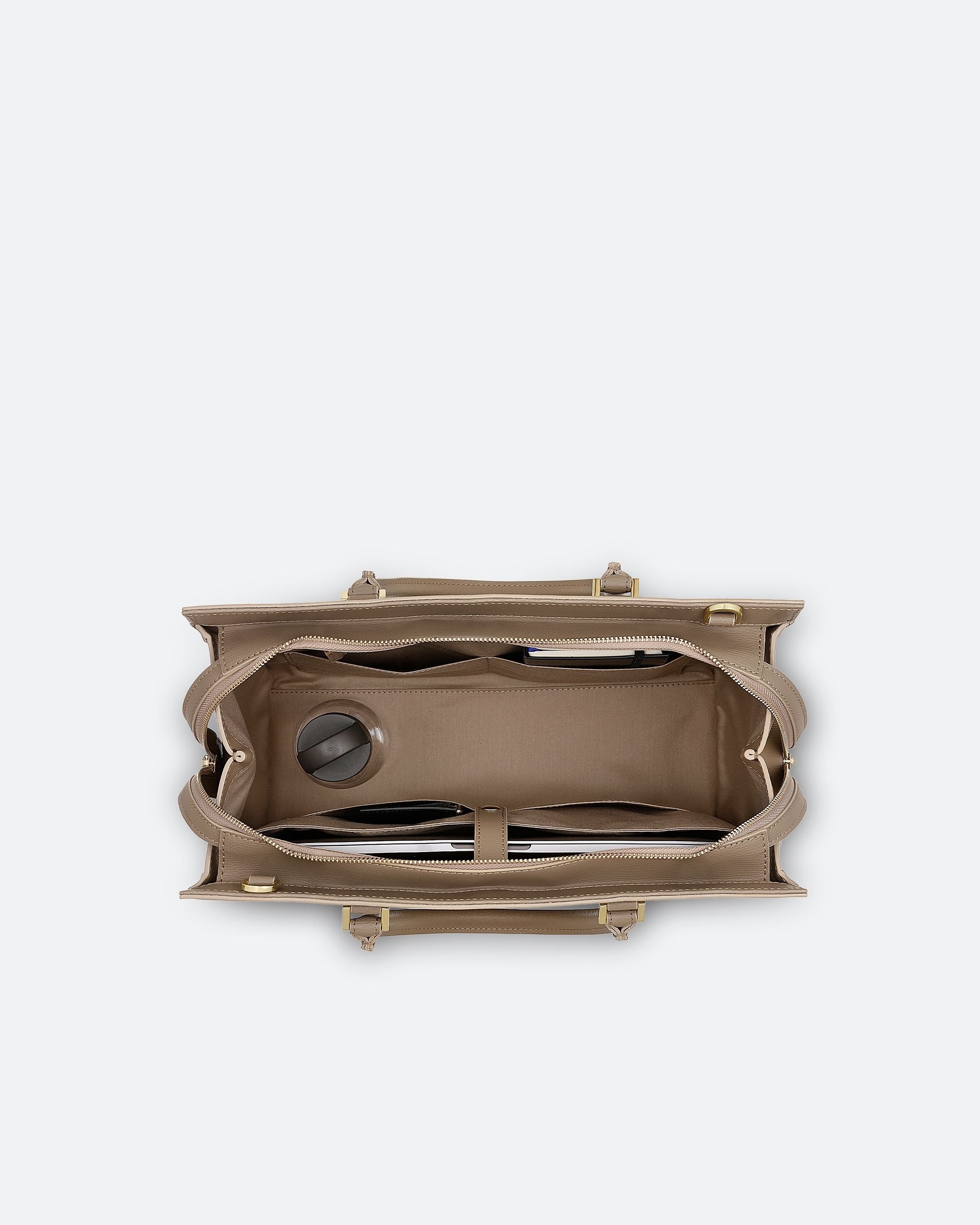 ALEMI Zurich | CENTRAL | Laptop Bag | Greige | Pebbled Leather | Bag inside