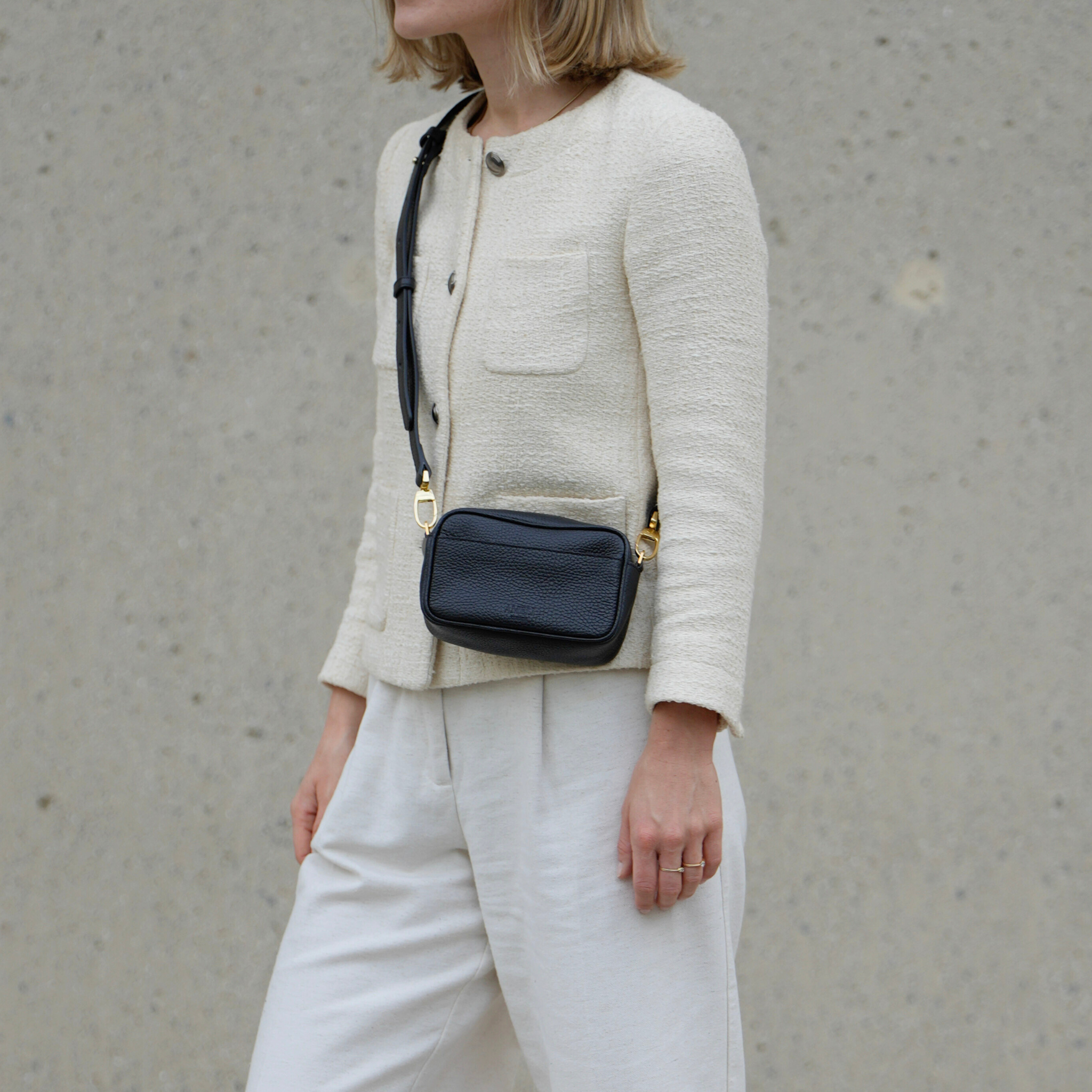 AMELI Zurich | LEATHER STRAP LONG | Black | Soft Grain Leather | BELVOIR