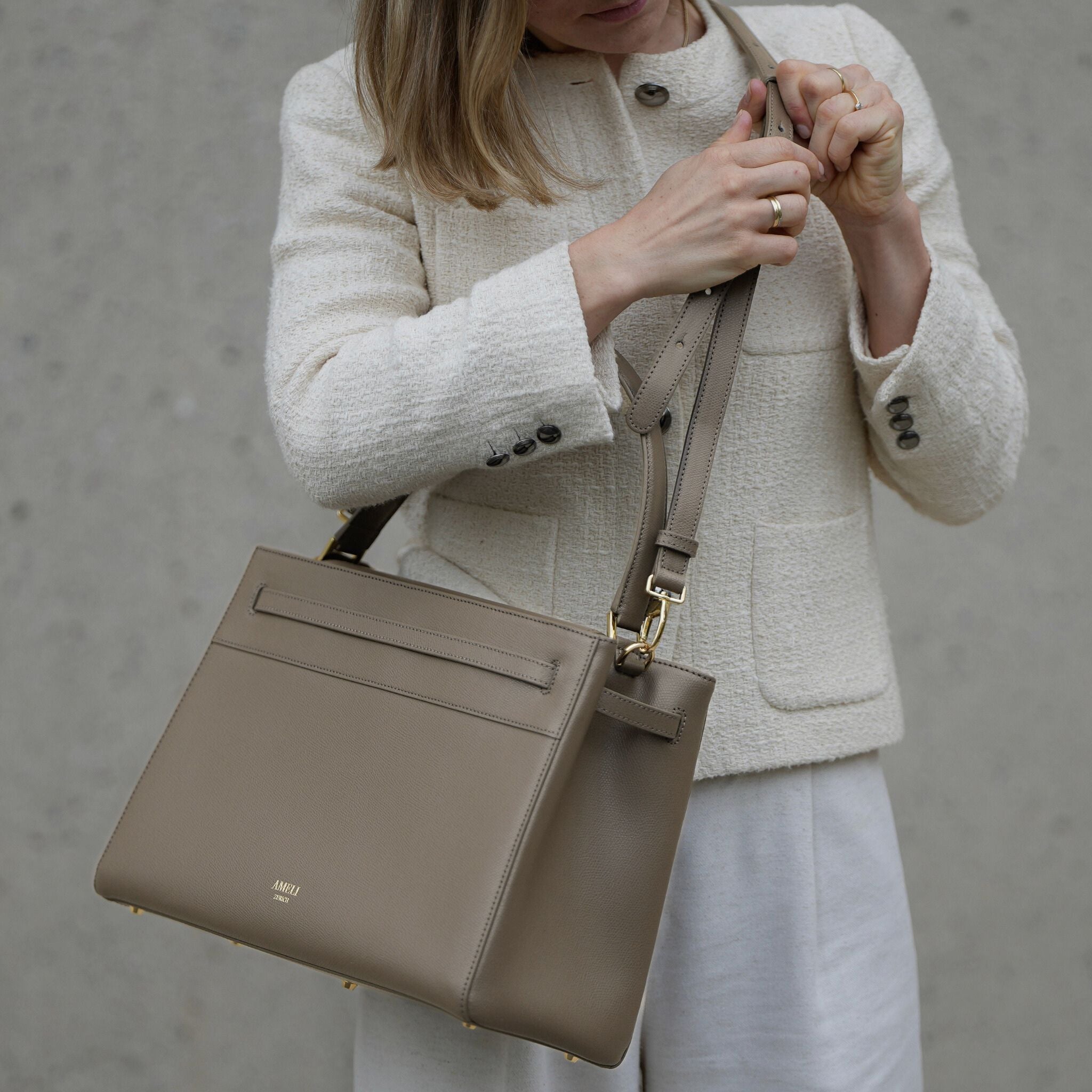 AMELI Zurich | LEATHER STRAP LONG | Greige | Pebbled Leather | With SEEFELD