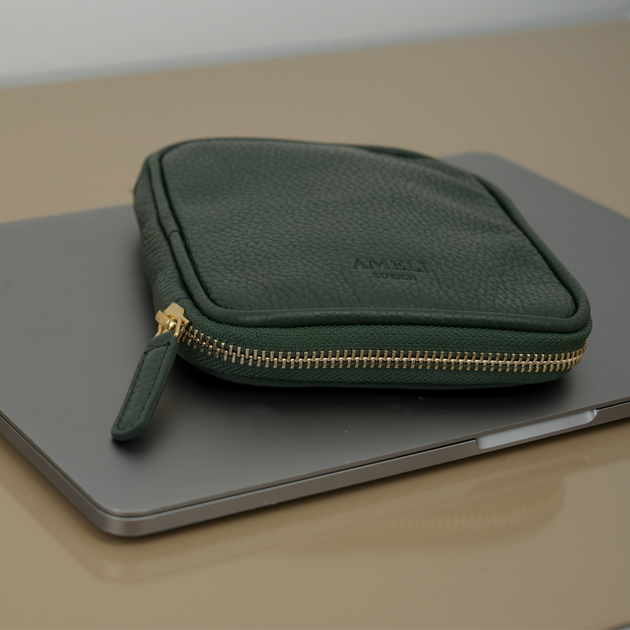 AMELI Zurich | TECHNOPARK | Dark Green | Small | Golden Hardware | Side