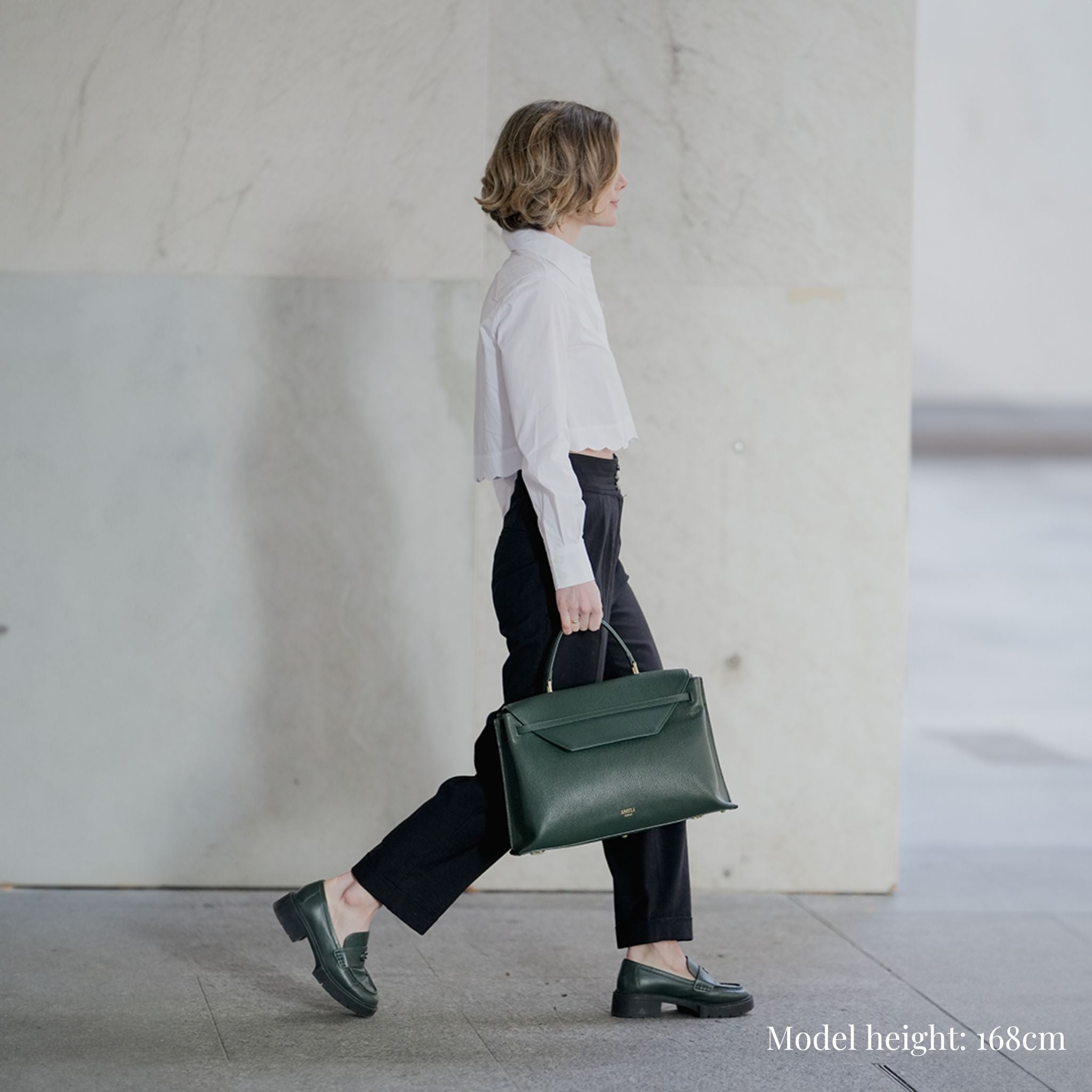 AMELI Zurich | VIADUKT WORK 24 | Dark Green | Soft Grain Leather | Model