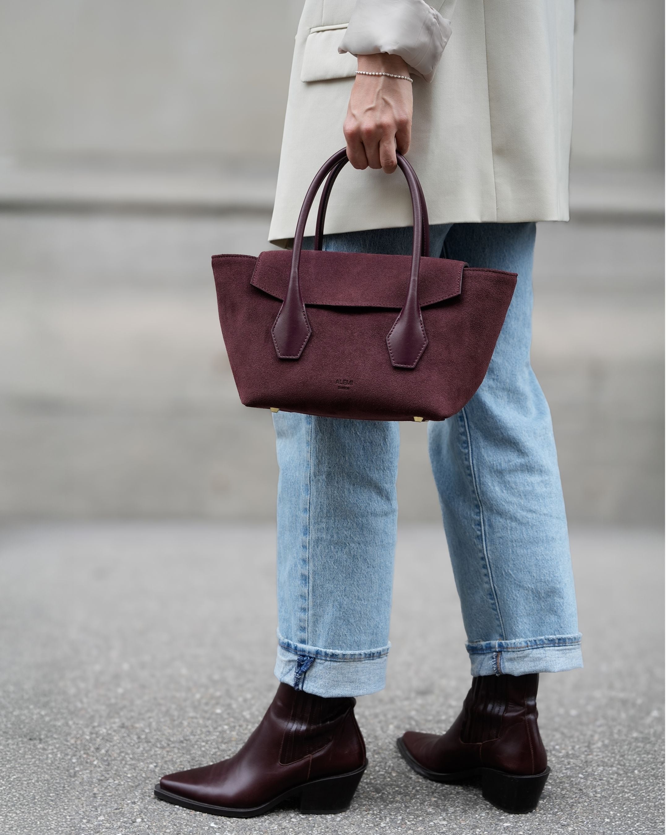 ALEMI Zurich | IDA SMALL | Small Bag | Maroon Red | Suede Leather | Top Handle