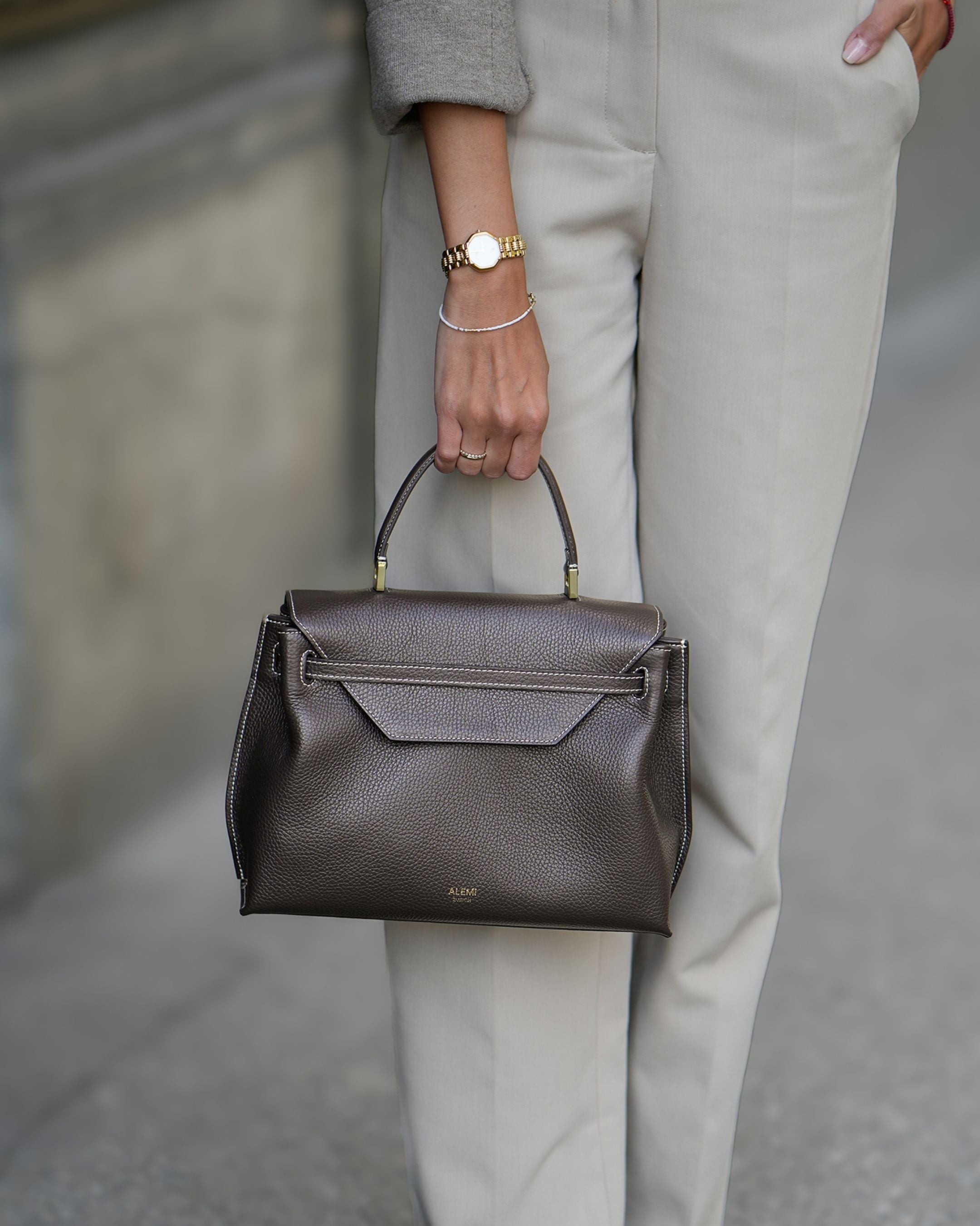 ALEMI Zurich | VIADUKT | Small Bag | Dark Brown | Soft Grain Leather | Bag on Tophandle