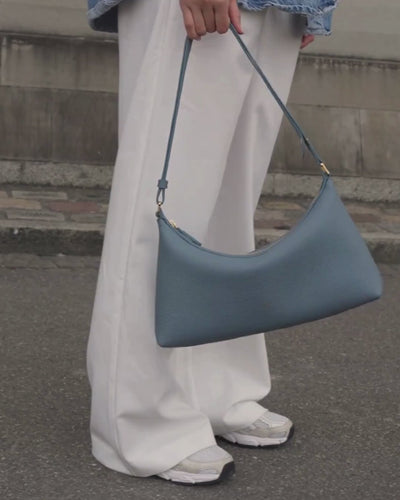 ALEMI Zurich | LETTEN SMALL | Small Bag | Ice Blue I Soft Grain Leather | Bag video