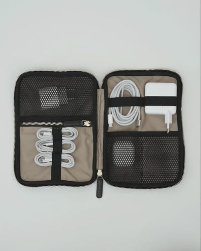 ALEMI Zurich | TECHNOPARK | Accessoires | Black | Soft Grain Leather | Video