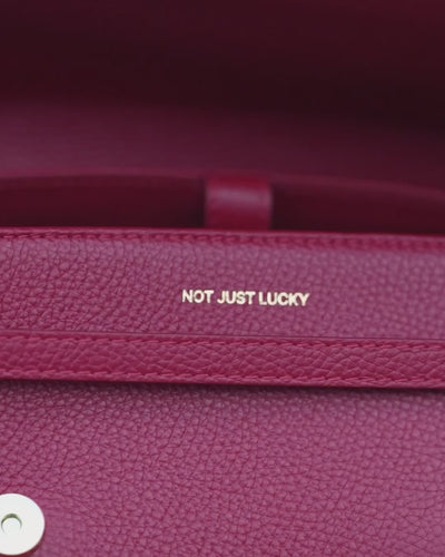 ALEMI Zurich | VIADUKT WORK | Laptop Bag | Red | Soft Grain Leather | Video