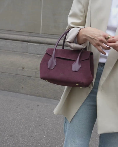 ALEMI Zurich | IDA SMALL | Small Bag | Maroon Red I Suede Leather | Video
